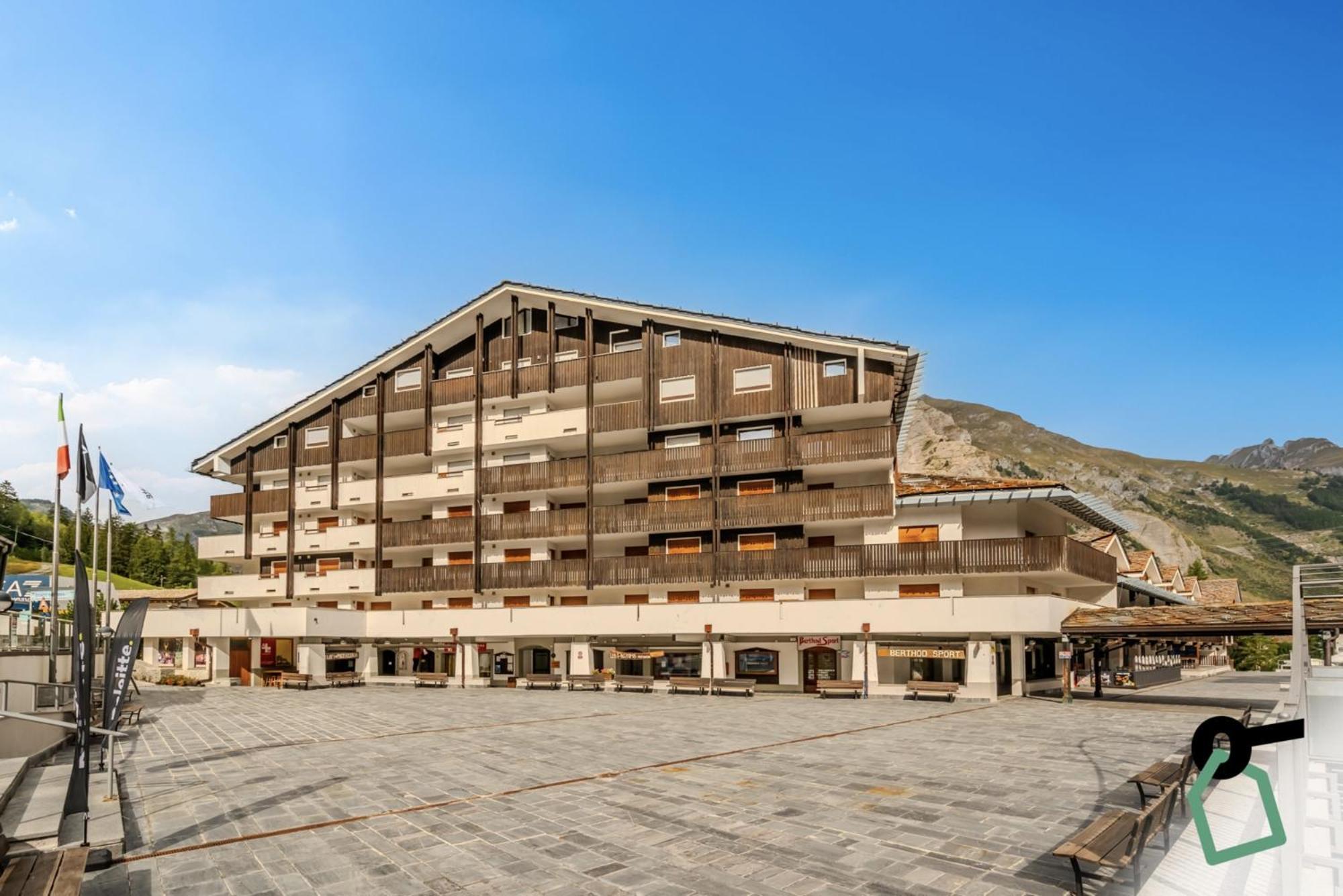 Hotiday Apartment Collection - Ла-Тюйль Экстерьер фото